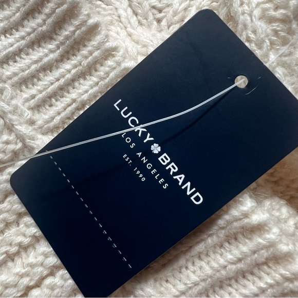 NWT Lucky Brand oversized cropped cream wool blend sweater - Picture 3 of 8